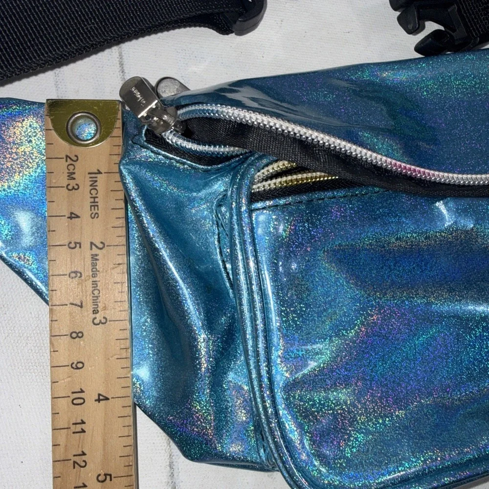 SoJourner Holographic Fanny Pack Belt Bag Blue Purse 90's Metallic Zip Pockets